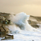 Illustration for article titled Massive Waves Batter the Coasts of Britain